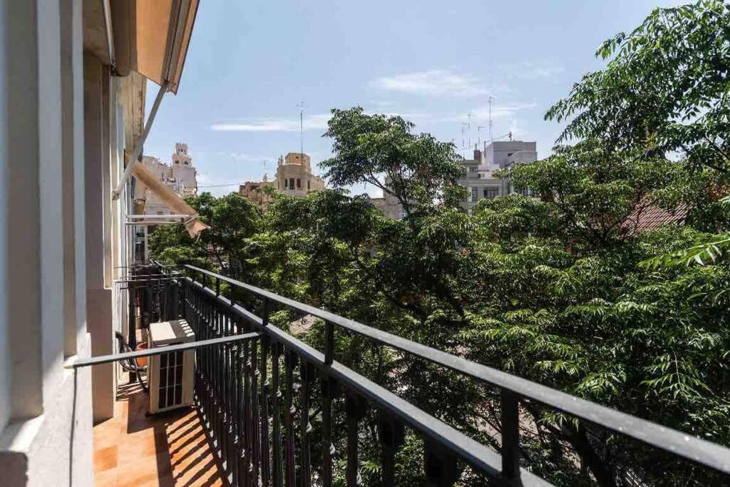 Central Market Beautiful Loft Валенсия Екстериор снимка